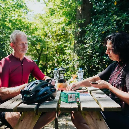 Trekkershut I Ideale Uitvalsbasis Op De Veluwe Nyaraló Epe