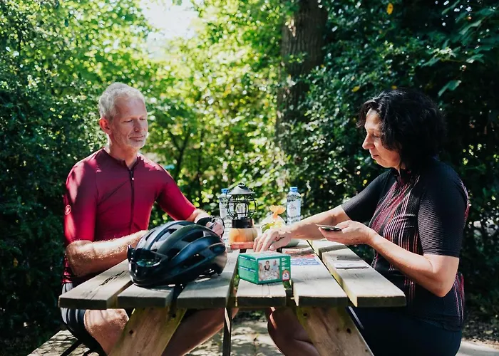 Trekkershut I Ideale Uitvalsbasis Op De Veluwe Дом отдыха Эпе